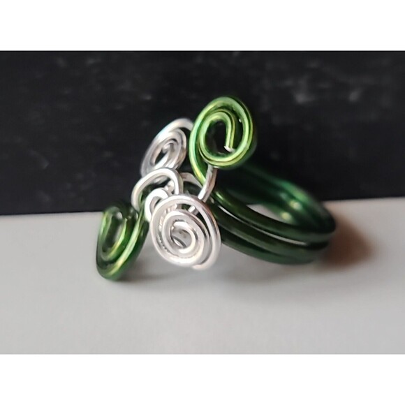 Vintage Green And Silver Tone Metal Wire Wrap Statement Ring, SIZE US 8 - Picture 4 of 10